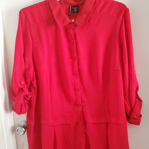 Love Ari red blouse - Picture 3 of 6